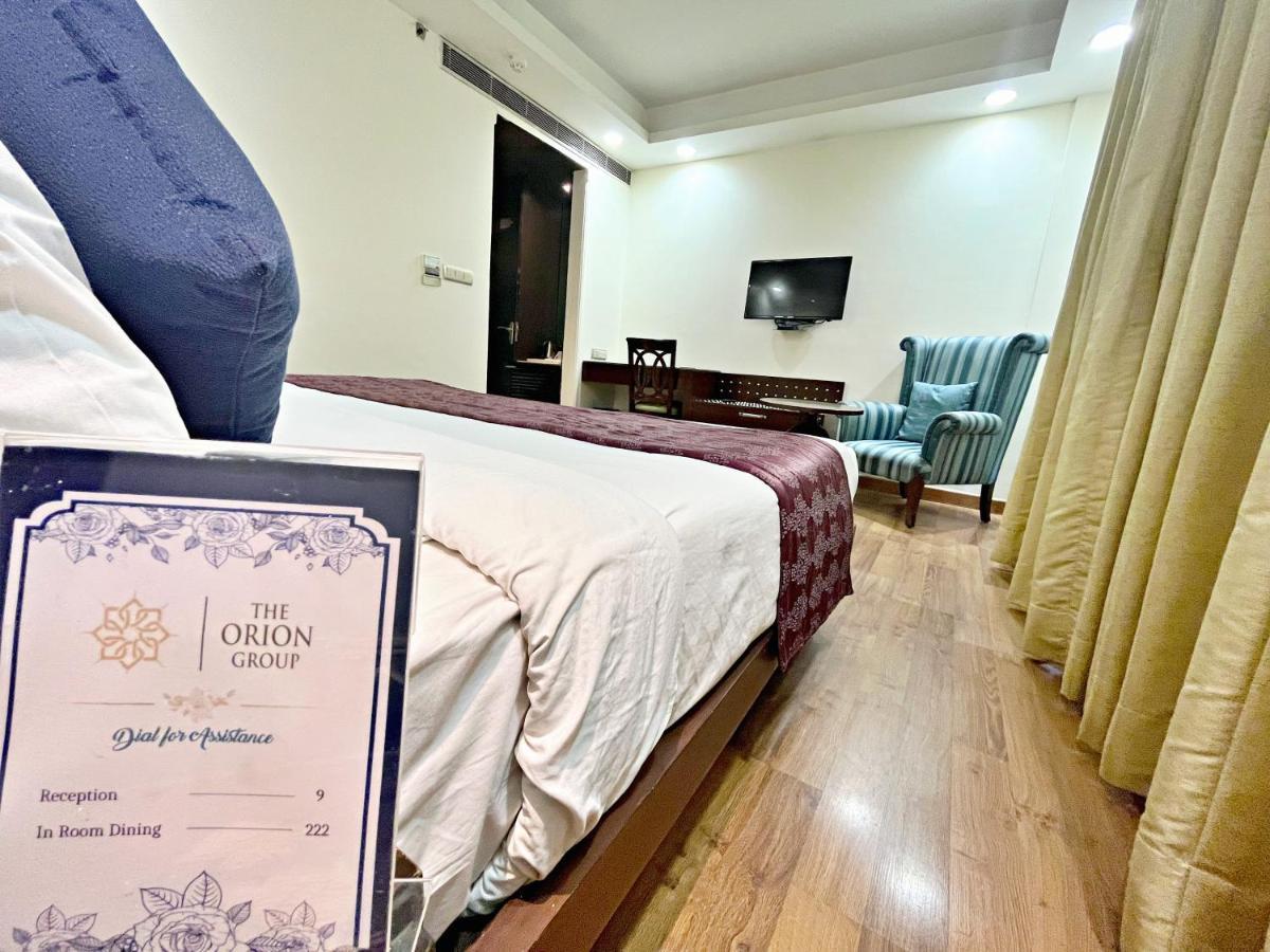 The Grand Orion - Kailash Colony Нью-Дели Экстерьер фото