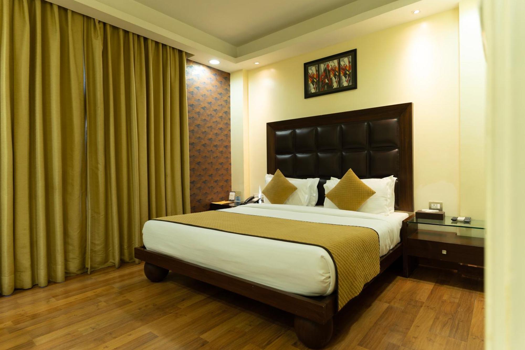 The Grand Orion - Kailash Colony Нью-Дели Экстерьер фото